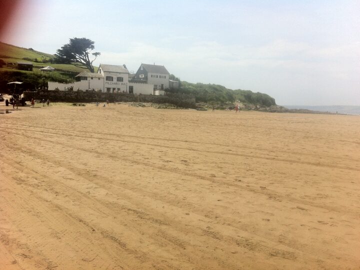 Bigbury Beach photo 3